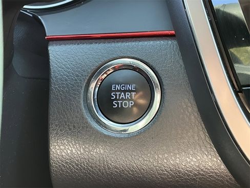 Used 2022 Toyota Camry XSE image 43