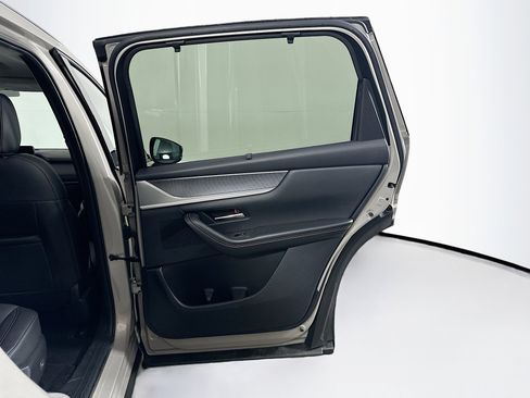 Used 2024 MAZDA CX-90 Plug-In Hybrid w/ Preferred image 32