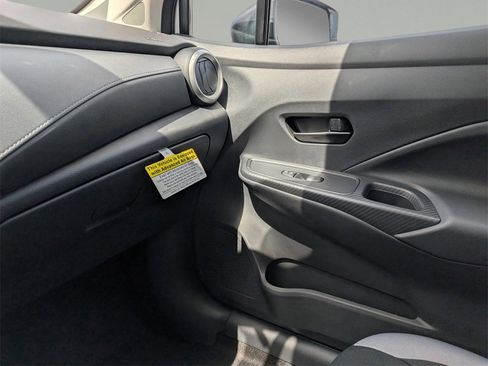 New 2025 Nissan Versa S w/ Trunk Package image 28