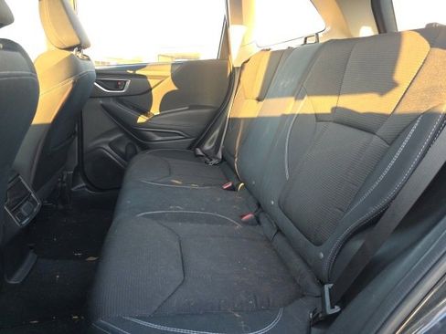 Used 2019 Subaru Forester image 10