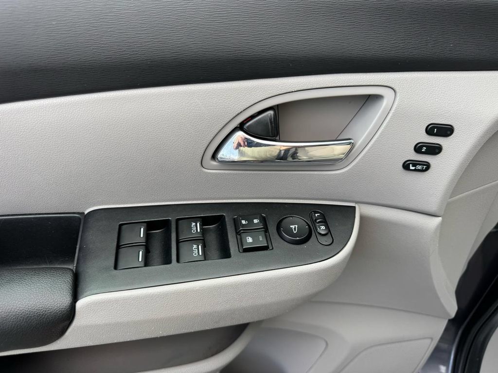 Used 2016 Honda Odyssey Touring image 14