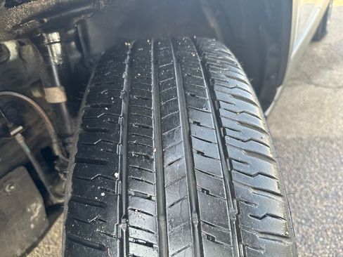 Used 2023 Toyota RAV4 XLE image 40