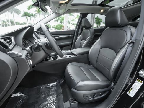 Used 2025 INFINITI QX50 Luxe image 6