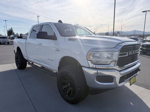 Used 2020 RAM 2500 Big Horn image 3