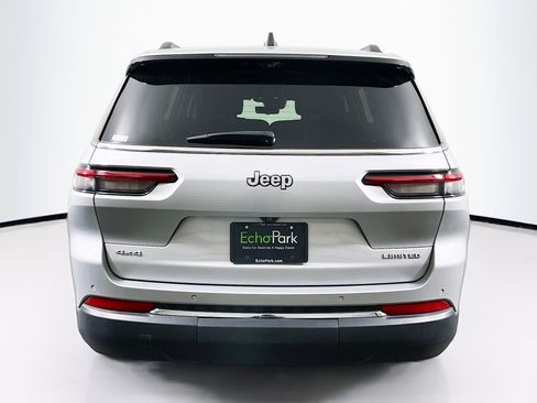 Used 2024 Jeep Grand Cherokee L Limited w/ Luxury Tech Group II image 7