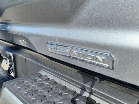 New 2025 GMC Canyon Elevation w/ Convenience Package image 8