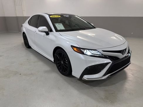 Used 2024 Toyota Camry XSE w/ Cold Weather Package image 4