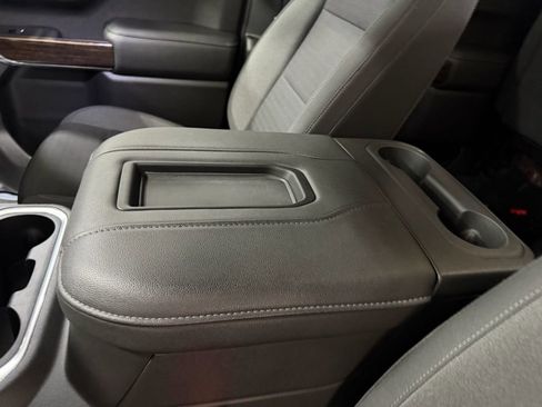 Used 2021 GMC Sierra 1500 Elevation w/ Preferred Package image 23