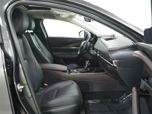 Used 2020 MAZDA CX-30 AWD w/ Premium Package image 11