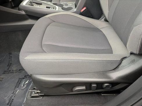 Certified 2025 Subaru Crosstrek 2.0i Premium AWD/4WD image 11
