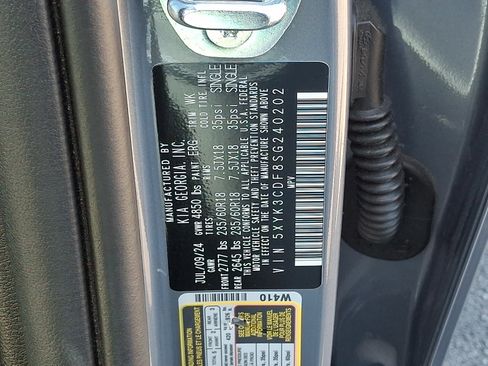 Used 2025 Kia Sportage EX AWD/4WD image 28