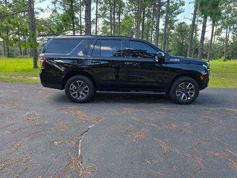 Used 2023 Chevrolet Tahoe Z71 w/ Luxury Package AWD/4WD image 5
