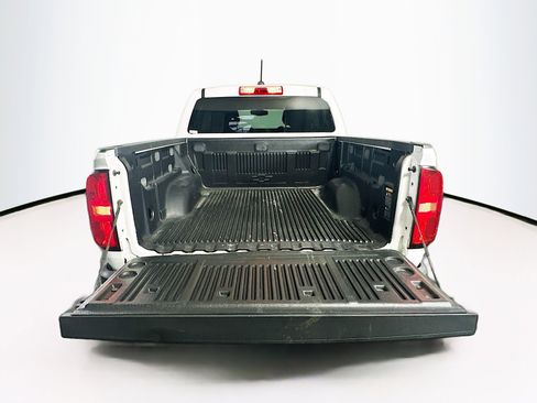 Used 2019 Chevrolet Colorado LT image 28