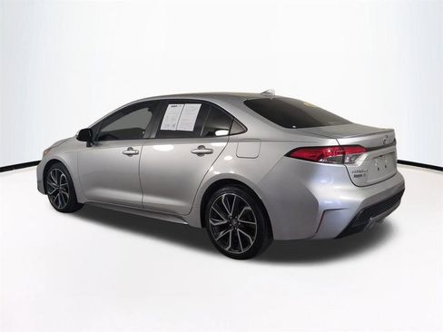 Used 2021 Toyota Corolla SE image 7