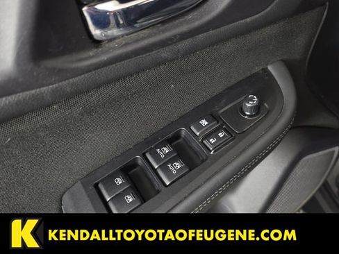Used 2018 Subaru Outback 2.5i Premium AWD/4WD image 22