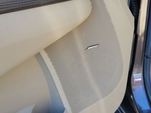 Used 2010 Buick Enclave CXL w/ Trailering Provision Package image 22