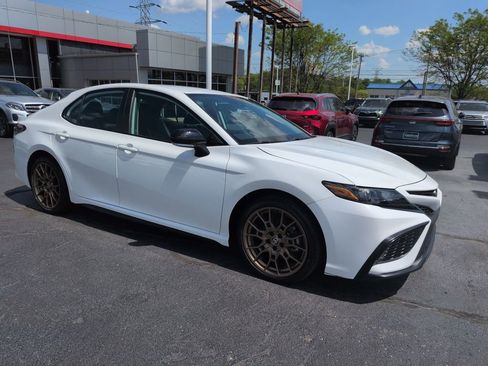 Certified 2024 Toyota Camry SE FWD image 7