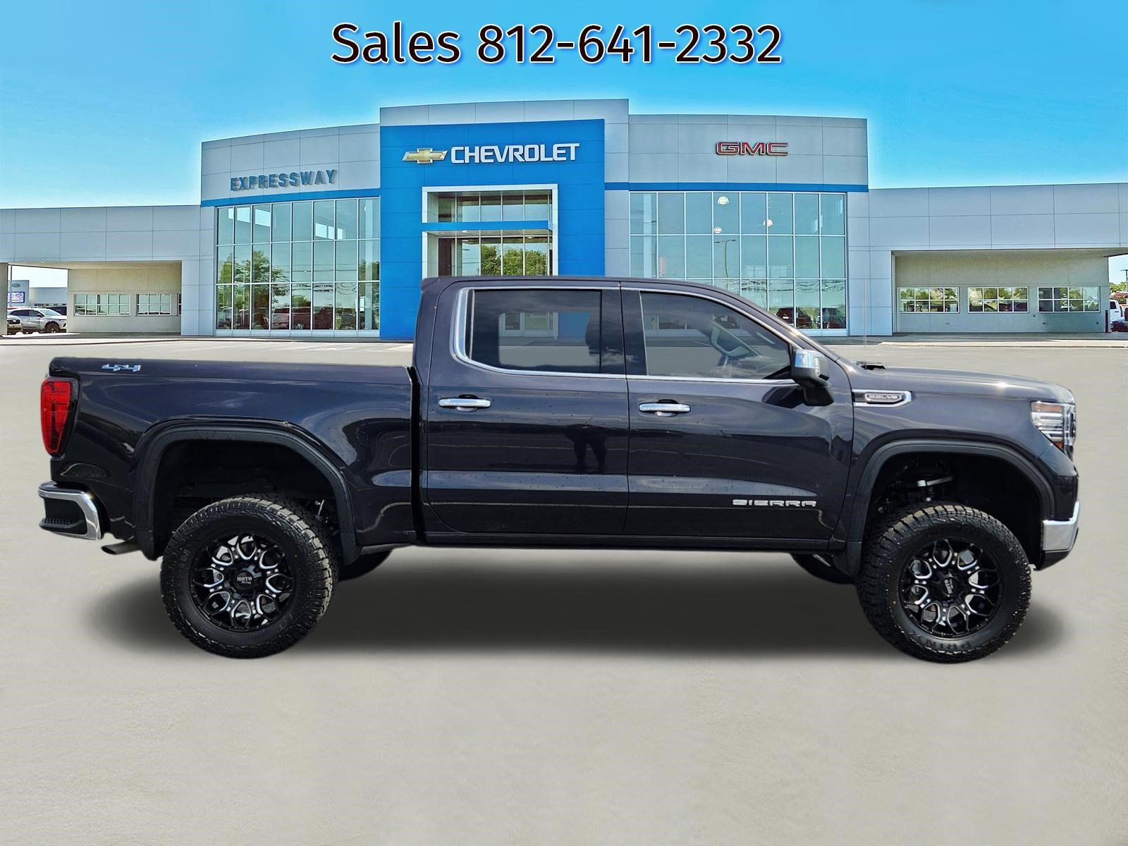 Used 2026 GMC Sierra 1500 SLT AWD/4WD image 8