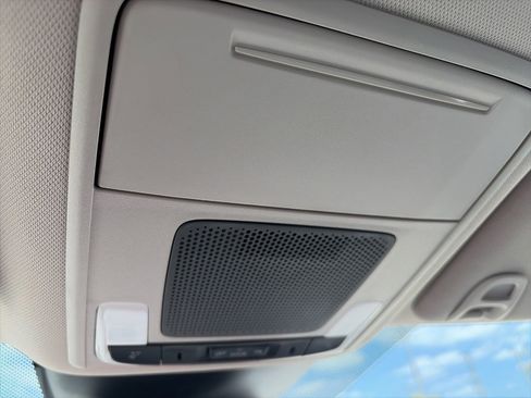 Used 2023 Honda Pilot EX-L image 21