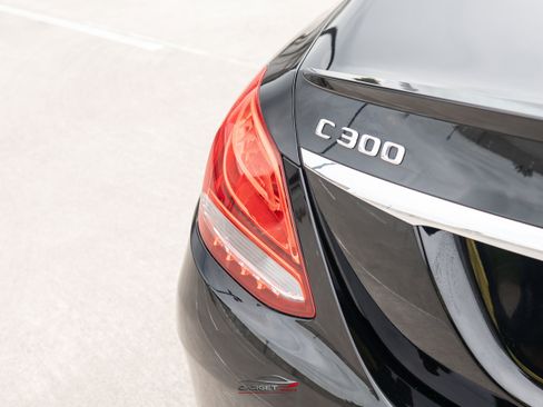 Used 2015 Mercedes-Benz C 300 Sedan w/ Sport Package image 44
