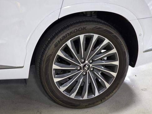 Used 2024 Hyundai Palisade Calligraphy image 8