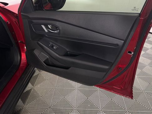 Used 2025 Honda Accord Sport image 30