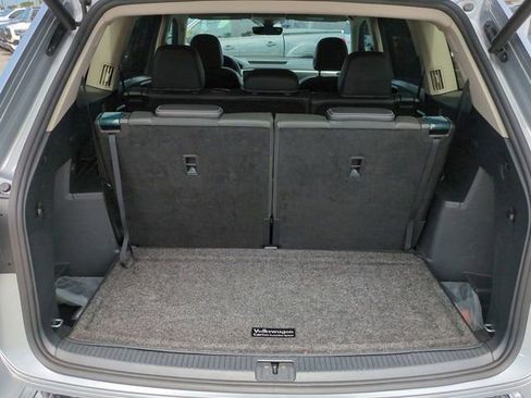 Used 2022 Volkswagen Atlas SEL Premium image 13