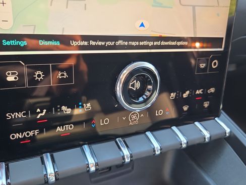 Certified 2026 GMC Terrain Denali AWD/4WD image 21