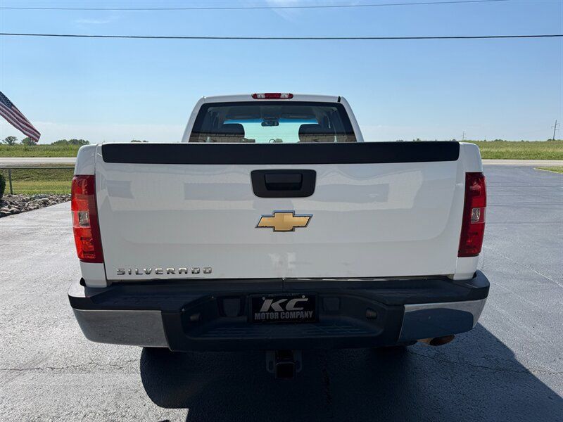 Used 2010 Chevrolet Silverado 2500 W/T AWD/4WD image 7