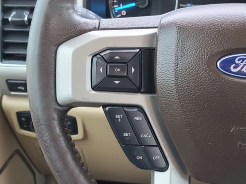Used 2019 Ford F150 Lariat w/ Equipment Group 501A Mid AWD/4WD image 18
