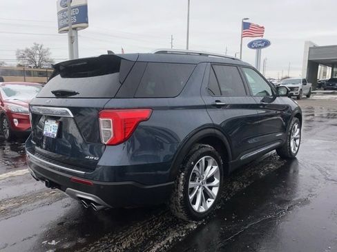 Used 2023 Ford Explorer Platinum w/ Technology Package image 5