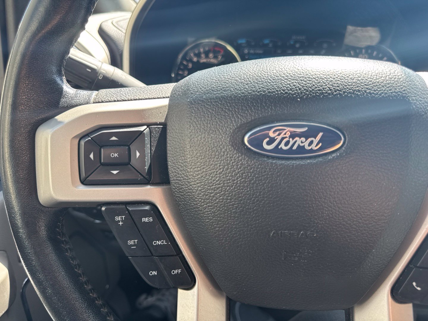 Used 2019 Ford F150 Lariat AWD/4WD image 22