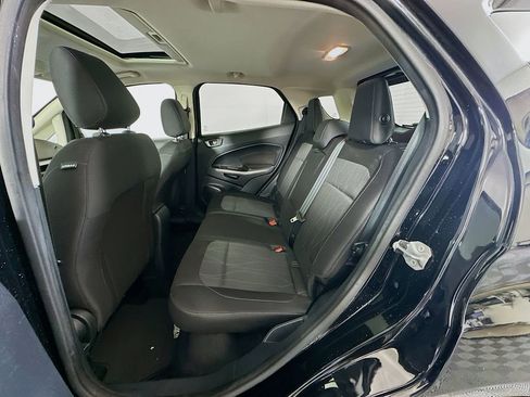 Used 2021 Ford EcoSport SE image 24