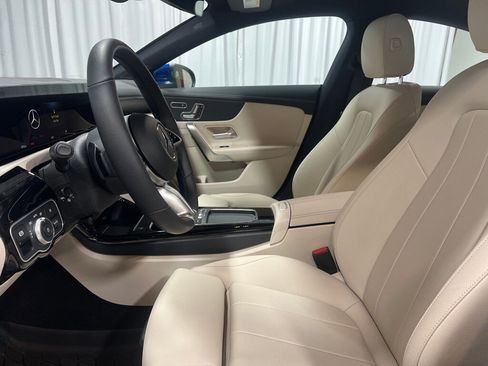 Used 2025 Mercedes-Benz CLA 250 4MATIC image 20