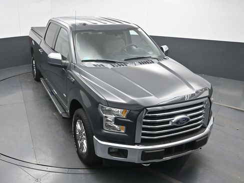 Used 2017 Ford F150 XLT w/ XTR Package image 32