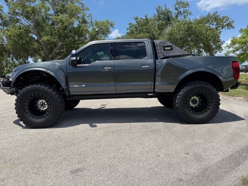 Used 2020 Ford F250 Platinum AWD/4WD image 4