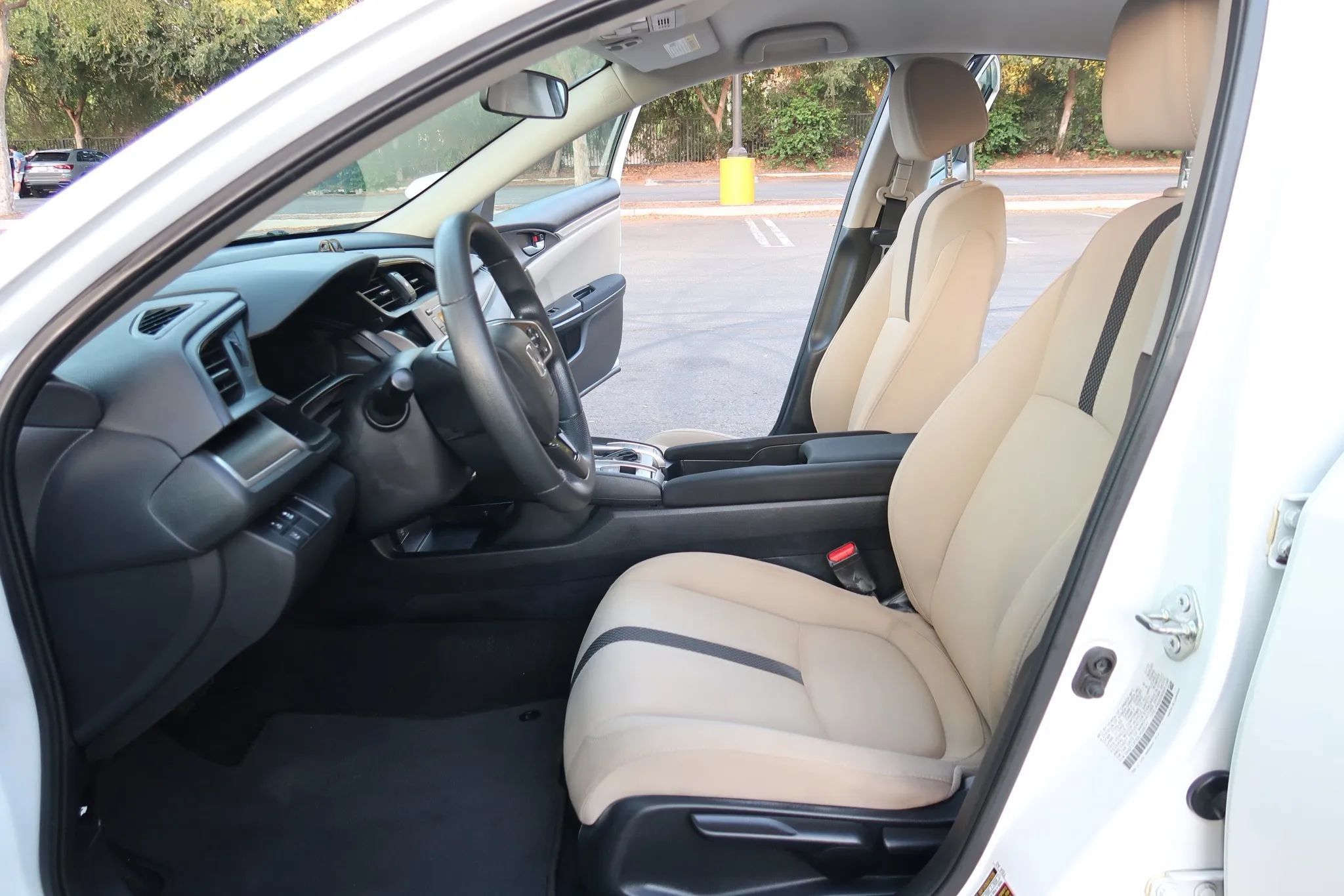 Used 2020 Honda Civic LX image 14