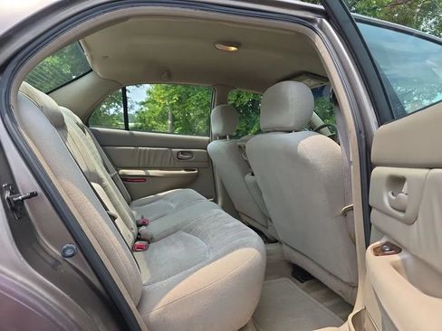 Used 2003 Buick Century Custom FWD image 28