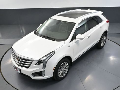 Used 2017 Cadillac XT5 Luxury image 63