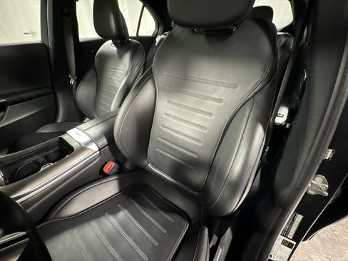 Used 2022 Mercedes-Benz C 300 4MATIC Sedan image 19