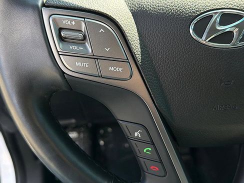 Used 2017 Hyundai Santa Fe Sport image 16