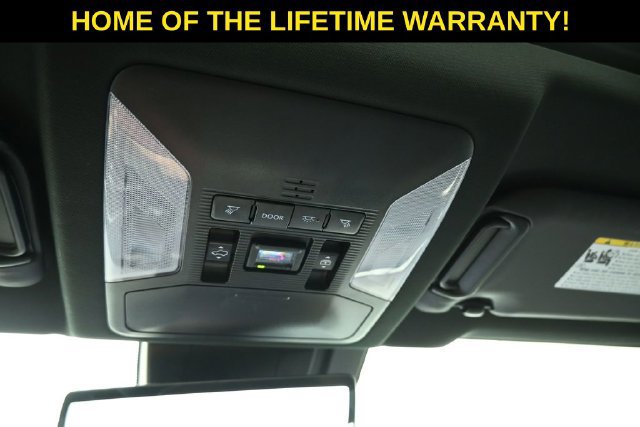 Used 2023 Toyota RAV4 XSE AWD/4WD image 20