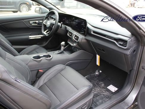 New 2025 Ford Mustang Premium image 9