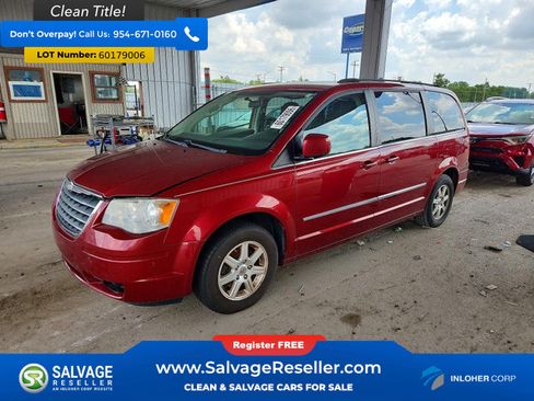 Used 2010 Chrysler Town & Country Touring Plus FWD image 1