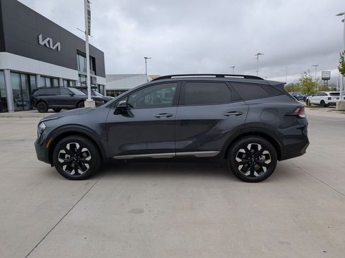 Certified 2023 Kia Sportage X-Line w/ X-Line Premium Package AWD/4WD image 2