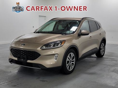 Used 2021 Ford Escape SEL w/ Technology Package image 4