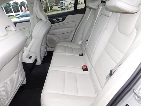 Certified 2024 Volvo V60 B5 Cross Country Plus image 14