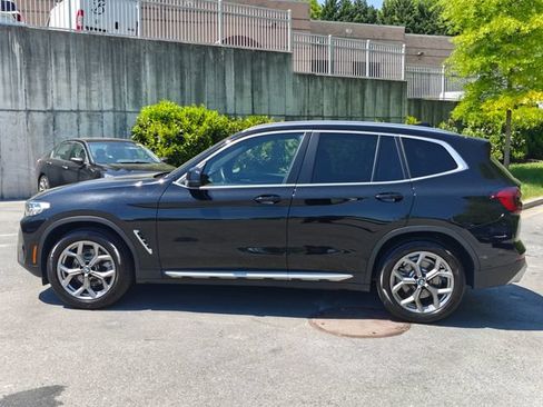 Used 2023 BMW X3 xDrive30i w/ Premium Package AWD/4WD image 4