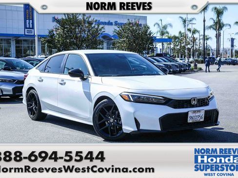 Used 2025 Honda Civic Sport image 1