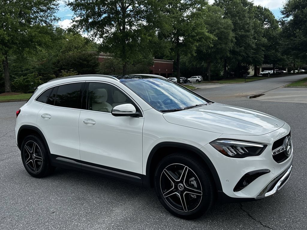 Certified 2026 Mercedes-Benz GLA 250 image 2